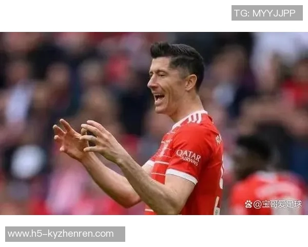 莱万重返老东家破门拜仁球迷怒斥其忘恩负义情感反转 莱万重返老东家破门拜仁球迷怒斥其忘恩负义情感反转